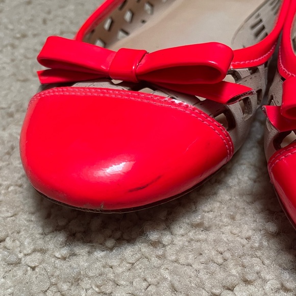 Kate Spade Vibrant Red and Beige Flats - Picture 9 of 9